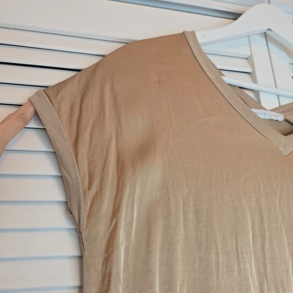 Made in Italy Shimmery Taupe V-Neck High Low Tunic Top Women Medium Minimalist - Picture 3 of 11